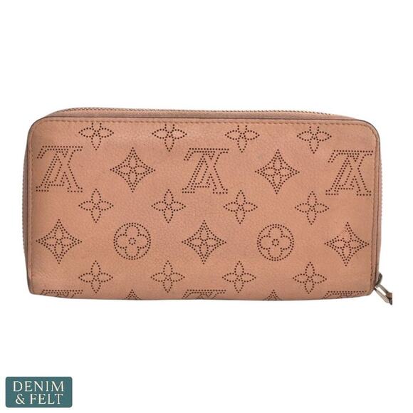 Louis Vuitton Pink Mahina Leather Zippy Wallet – Monogram Perforated, Authentic - Picture 5 of 16